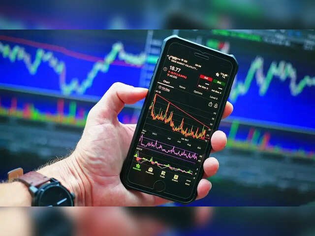 Growth on the Horizon: 3 Emerging U.S. Stocks Set to Dominate Their Markets